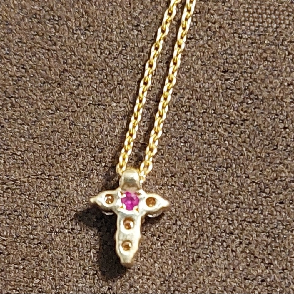 Roberto Coin Gold Cross Necklace Ruby Gem 18k